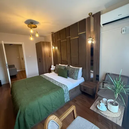 Petra Galata 3*