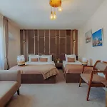 Ξενοδοχείο Ali Khan 3*