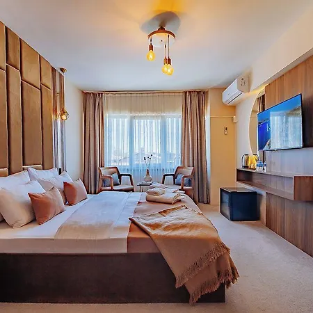 Ali Khan Istanbulská provincie