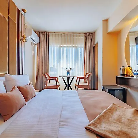 Ali Khan Istanbulská provincie