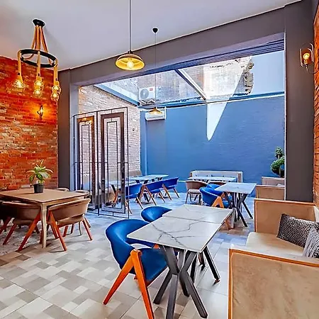 Petra Galata Otel 3*