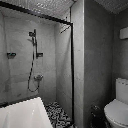 Petra Galata 3*