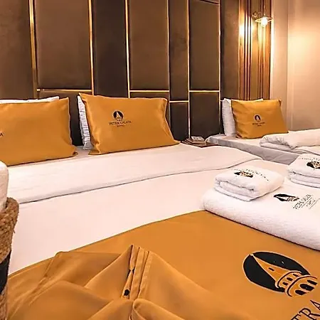 Hotel Petra Galata 3*