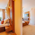 Ali Khan Hotel 3*