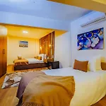 Ali Khan Hotel 3*